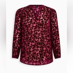 Torrid burgundy burn out velvet pullover top, NWT